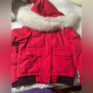 Super dry Everest Red Coat